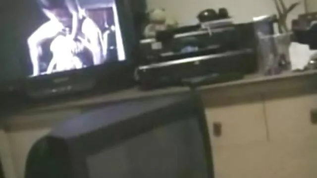 Πορνό χωρίς εγγραφή  Τζόκερ δάχτυλα και είναι χάλια κόκορας σε ένα προφυλακτικό video sex elinika