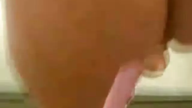 Πορνό χωρίς εγγραφή  Κάποιος πλημμύρισε ανοιχτό καστανά μαλλιά πρόσωπο με χύσια μετά από παρτούζα gamisia ellinika