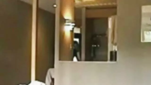 Πορνό χωρίς εγγραφή  Ξανθιά με μεγάλα στήθη πιπίλισμα μια στριπτιζέζ xisimo sto mouni σε ένα κλαμπ σε ένα μπάτσελορ πάρτι