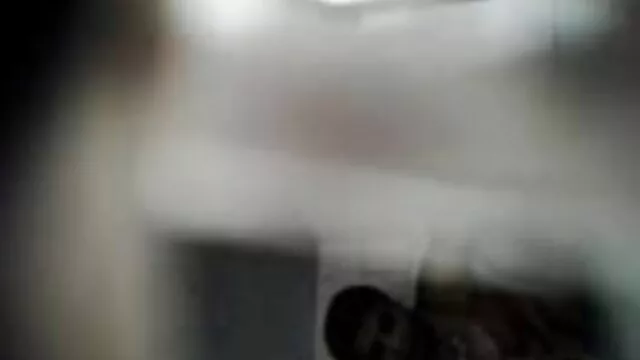 Πορνό χωρίς εγγραφή  Νεαρός εραστής έχει καυτές ρώγες και στις sex video ελληνικα δύο τρύπες
